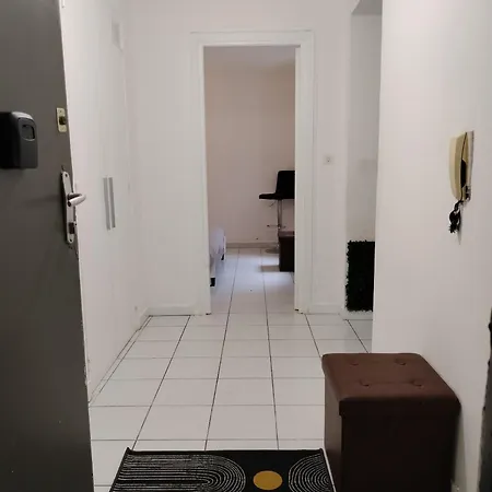 Cosy Avec Patio En Rdc Перпиньан