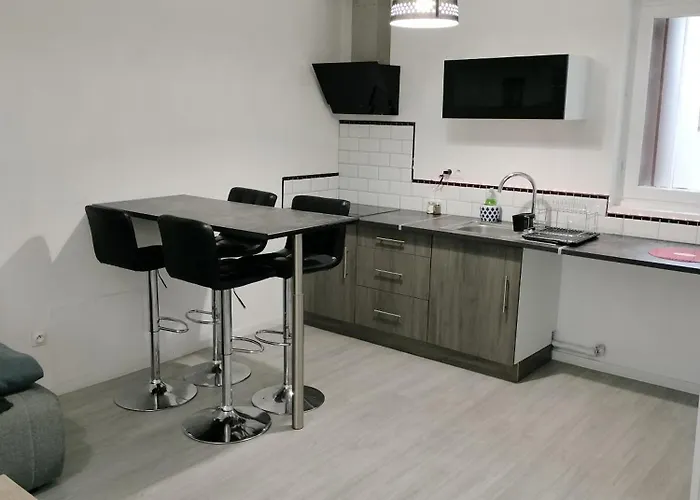 Cosy Avec Patio En Rdc Apartamento